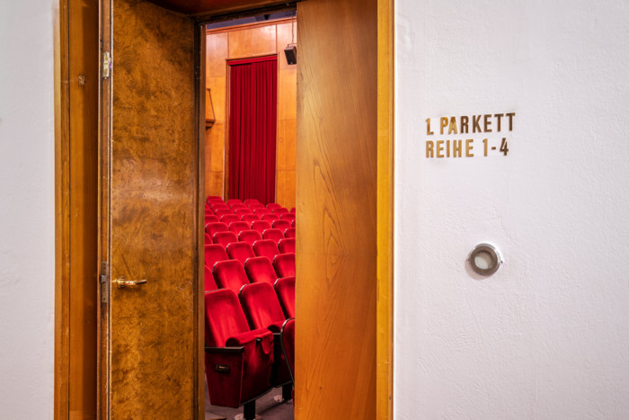 Konstanz-Theater-Sitzreihe-Saal-01_Copyright_MTK-Dagmar-Schwelle